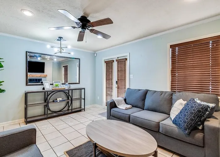 Holiday home Lalaland -2 Masters, King Bed, Comfort & Location! Lafayette